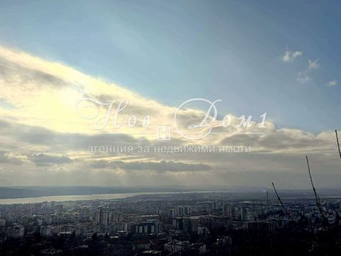 IMMOBILIE MIT GROSSEM POTENZIAL - AMAZING PANORAMA Ref. 79522 ... Haus in der Gegend von Salzitsa, mit herrlichem Blick auf das Meer, den See und die Stadt. Es wurde 1980 erbaut, hat eine bebaute Fläche von 93m2 und besteht aus vier separaten Räumen:...