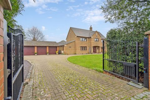 We are delighted to bring to market for the first time since it was built in 1997, this well appointed four bedroom detached family home, offering spacious accommodation and a triple garage. Situated in one of the areas prime locations, this individu...