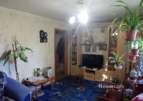 Номер в базе компании: 23353571. Продажа кирпичного дома Ростовская обл., г. Каменск-Шахтинский, район - Дачи Америка. Общая площадь 62 кв.м., жилая 40 кв.м., кухня 10 кв.м., участок 6 соток, свет, вода, газ в доме. Дом теплый, газифицированный, со в...