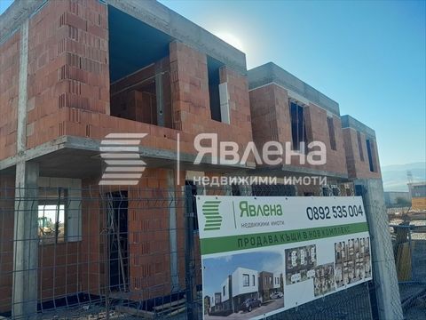 Yavlena presents to your attention a new house in the district. Belomorski. The complex consists of 15 houses and is being built in the most modern and modern way - a perfect combination of style, comfort and impeccable quality, completely subordinat...