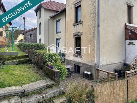 Vous recherchez votre premier chez-vous ? Cette maison mitoyenne de 94 m² est une opportunité parfaite pour poser vos valises. Située à deux pas du centre de Vagney, elle combine praticité, confort et emplacement stratégique. Le rez-de-chaussée offre...