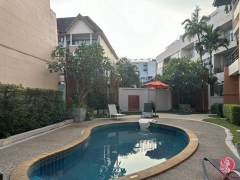 3-Bedroom, 3-Bathroom Townhome with Pool View - Prime Location Property Details: * 3 bedrooms, 3 bathrooms * Corner unit with serene pool views * Spacious and modern design Location Highlights: * Prime location with shops and restaurants within walki...