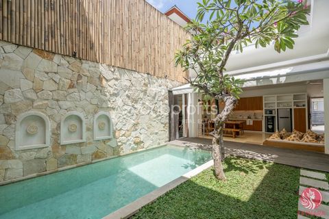 Modern Bali Villa with Enclosed Living Space – Perfect for Relaxation and Investment Price at IDR 5,500,000,000 for freehold Presenting a stunning, fully furnished two-bedroom villa in the vibrant area of Canggu, near Echo Beach. This modern, ready-t...