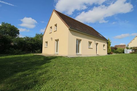 Votre cabinet ADDE IMMOBILIER vous propose à la vente : Secteur : MONCEAUX-EN-BESSIN (14400)   Découvrez ce charmant pavillon idéalement situé à Monceaux-en-Bessin, à seulement deux minutes de Bayeux, de l'accès à la RN13 et de la gare.   Caractérist...