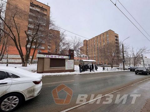 Продам торговый павильон на остановке. г. Самара, ул. Железнодорожный район, ул. Дзержинского 13В. Ближайшее пересечение с ул. Аэродромная. Общая площадь: 20 кв.м. Отдельный вход. Планировка: свободная. Высота потолков: 2,8 м. Выделенная мощность: 10...