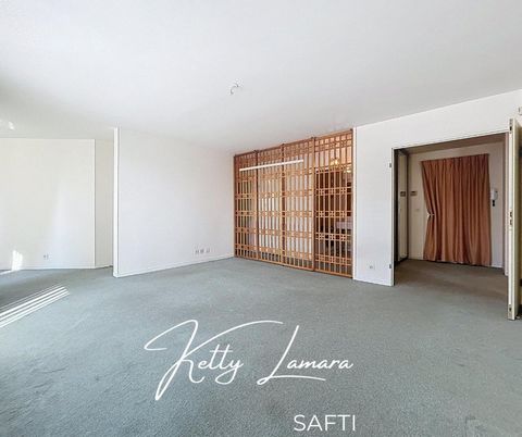 4 PIECES LUMINEUX - GARE A PIED