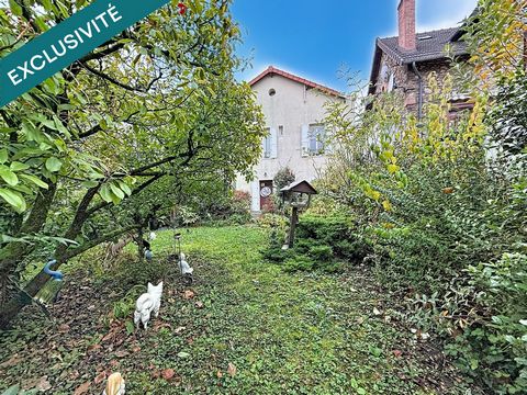 Maison familiale 5 pièces,85 m² habitables environs et 165m² au total environs et , Jardin et terrasse Choisy-le-Roi centre