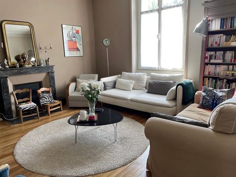 SCHUMAN PERVERIE, CHARME ET CACHET POUR CETTE MAISON DE CINQ CHAMBRES EN PARFAIT ÉTAT !