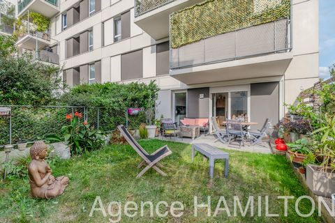Nanterre université, T4 de 76 m2 avec 50 m2 de jardin/terrasse + parking