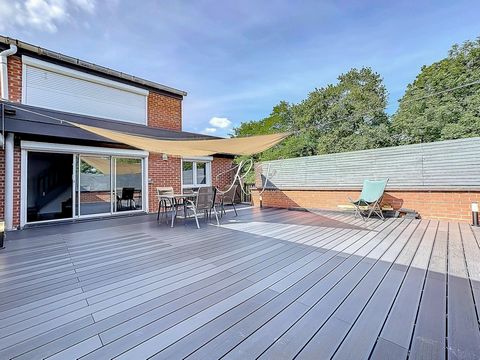 maison surélevée avec grande terrasse sans vis-à-vis