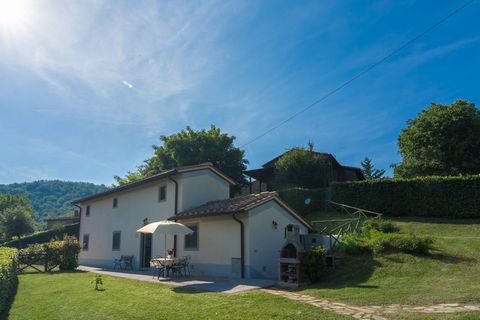 This holiday home in Dicomano has 2 bedrooms and hosts 5 guests. It is ideal for a group or family to stay in. It features a shared swimming pool and central heating. Enjoy the beautiful hilly landscape and maybe try hiking or mountain biking in the ...