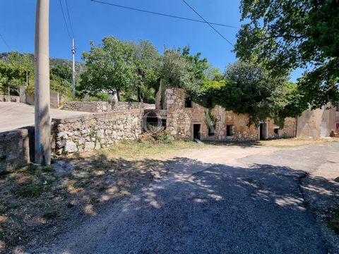 Location: Primorsko-goranska županija, Vinodolska Općina, Bribir. ID CODE: 4134 Josip Šikić, mag.oec Agent s licencom Mob: +385 91 890 4694 Tel: +385 51 403 771 E-mail: info@joda-nekretnine.hr www.joda-nekretnine.hr