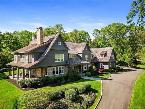 Set atop Charcoal Hill with a commanding presence that impresses from first approach, this exquisite residence with pool on stunning grounds is a standout in a location long celebrated for fine homes and estates. The outstanding quality of this super...