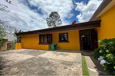 Discover the natural paradise of Turrialba! This charming house, located in a residential area surrounded by nature in Turrialba, Cartago, is perfect for those seeking a peaceful life and appreciating the beauty of the surroundings. With a land area ...