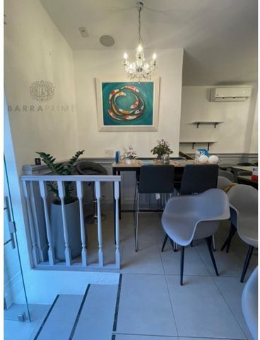 Beautiful fully equipped restaurant in the heart of Loule, next door to one of the oldest chapels and The Castle. This restaurant is fully equipped and ready to go. Newly constructed little wooden terrace for 2 tables outside, A/C, new stainless stee...