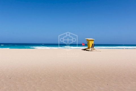 Plot for hotel construction on the seafront for sale. Located in Fuerteventura, the second largest of the Canary Islands in the Atlantic Ocean, 100 km off the coast of North Africa. It is a well known holiday destination thanks to its white sandy bea...