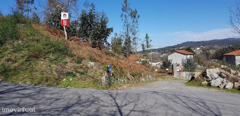 Land for construction with 3.500 m2 in Passos Land with approximately 3,500 m2 for construction of individual housing or several villas. The same is practically all walled and has two fronts with 120 meters. It is located on a high with sun exposure ...