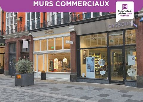 75007 PARIS : EN EXCLUSIVITE Frédérique Rézé vous propose à la vente ces murs commerciaux libres de toute occupation le jour de la vente. Ce local dispose d'une boutique avec réserve et cuisine pour une superficie de 49 m², d'une cave de 10 m² et d'u...
