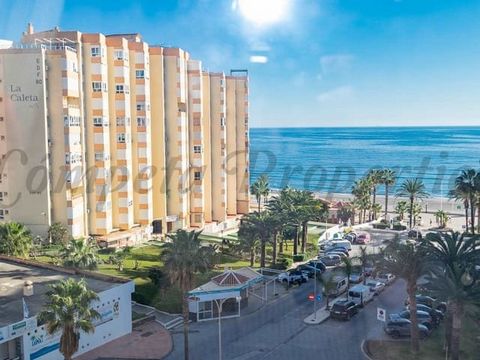 This charming flat is situated on the fifth floor of a building which is within walking distance to all local amenities including large supermarkets, bars and restaurants and very close to the promenade and beaches of Torrox. The studio consists of a...