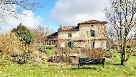 The house on the hill, with just a few neighbours. Savour the panoramic views from this old rustic golden stone country residence 240 m² overlooking the valley of the LArgentor. Set in around 5000m² of beautiful gardens, fruit trees and a water featu...