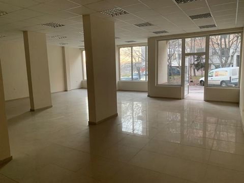 Shop in a new building building. It consists of a commercial area, a bathroom and a storage room. It is located in Zheleznik the exposure is west. The price is without VAT.
