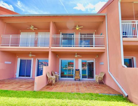 Bimini Cove #17H ---Cast-A-Waves--- offers a laid-back lifestyle that most folks only dream about. Anchored by world-renowned hotels, fishing clubs and marinas, miles of white sandy beaches beach, a variety of restaurants, and a grand island lifestyl...