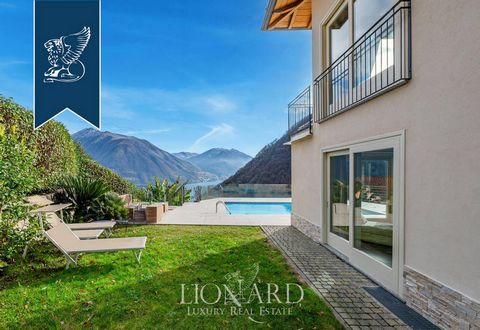Splendid villa designed in 2010 for sale just above the famous Lacustre Borgo di Argegno, in the immediate vicinity of Como. This luxurious construction offers a modern and elegant living space at the foot of the most exclusive lake in Italy. Thoroug...