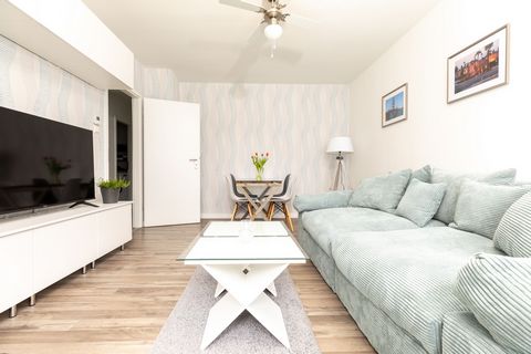 Welcome to our lovingly furnished, bright and, above all, cosy flat in the lively Nordstadt district! It is located on the 3rd floor of our apartment block which is mainly occupied by different generations of our famil and is equipped with everything...