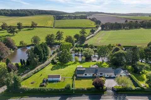 An exceptional detached family home situated in the picturesque and rural north Nottingham conservation village of Cuckney. ALNI Alni comes to the market offering something particularly unique, a remarkable home finished to the highest of standards, ...