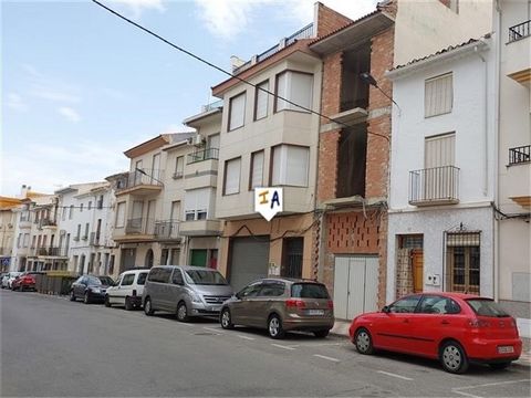This 5 bedroom, 2 bathroom townhouse is situated in Castillo de Locubin close to the histrorical city of Alcala la Real in Andalucia, Spain. You enter this property into a hallway with a lounge on the right then into your fitted kitchen and utility a...