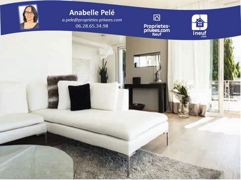 Anabelle Pelé vous propose cet appartement de 45,49 m², situé au 1er étage, composé d'une entrée avec placard de 3,98 m², d'un séjour/cuisine de 25,09 m², d'une salle d'eau avec WC de 5m², d'une chambre de 11,40 m² et d'une grande terrasse de 41,90 m...