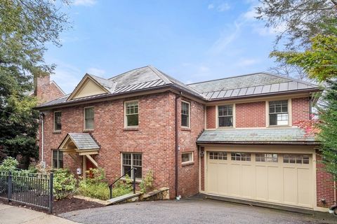 Nestled on a serene tree-lined street, in the coveted Aspinwall Hill neighborhood is this gorgeous 5 bed, 3.5 bath Classic Center-Entrance, Brick Colonial. A gracious foyer welcomes you to an open concept main floor w/ stunning living room w/ wood bu...