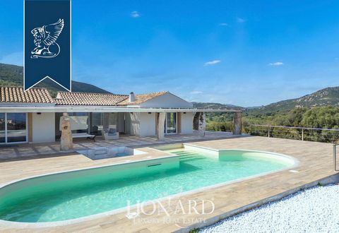 Nestled in the picturesque hills overlooking the Costa Smeralda, this luxurious villa embodies modern elegance and Mediterranean charm. Spread across two levels and spanning 280 sqm, this property blends traditional Gallura heritage with contemporary...