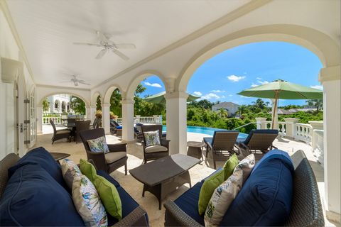 Located in St. James. Mahogany Drive residences are amazing four bedroom properties of superior style and distinction set in mature gardens, enjoying enviable elevated locations with estate or fairway views. This luxury villa features a master bedroo...