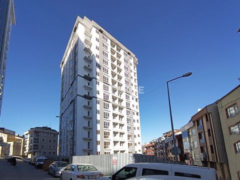 Apartamentos de inversión en un complejo asegurado en Estambul, Kağıthane Los apartamentos están situados en Kağıthane, una de las zonas de más rápido desarrollo y más céntricas del lado europeo. Kağıthane se convirtió en uno de los lugares más popul...