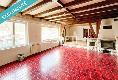 For sale ! Apartment to renovate of approximately 120 m² located in the center of Saint-Amé, near Remiremont. Ideal for a DIYer wanting to create a unique apartment in the area. Currently composed of several bedrooms, this apartment also has a bright...