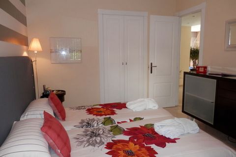 Bel appartement de vacances parfaitement entretenu avec de belles vues sur la mer près de Marbella (1 chambre / 1 salle de bain pour 2 personnes).