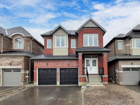 The Perfect Family Starter Home in the Heart of Innisfil. This 3-bedroom, 3-bathroom home built by Fernbrook Homes, nestled in the sought-after Alcona community of Innisfil. This premium lot double-garage detached home boasts elegance and functionali...