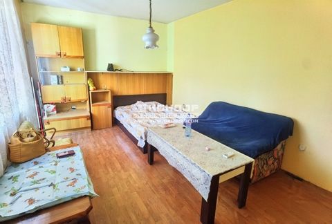 Offer 64140: We offer to your attention a one-bedroom apartment in the center of Plovdiv near Shahbazyan Square. The apartment is on the third floor facing east in an entrance with maintained common areas and controlled access. It consists of a livin...