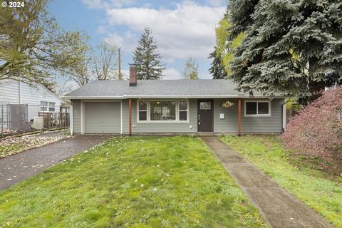 Exceptional quality in this high-end remodel. The kitchen features sleek & stylish quartz countertops, eating bar, stainless steel appliances and modern soft close cabinetry. Eating nook with a slider to the fully fenced and level back yard perfect f...