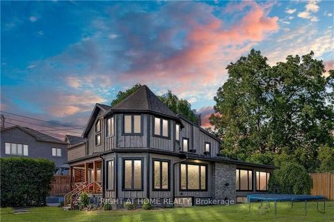 WOW! SPECTACULAR RENOVATION (2019)WITH TONS OF CHARACTER AND HEATED GARAGE/SHOP W/200AMP SERVICE FOR THE CONTRACTOR, HANDYMAN. CENTRE HALL PLAN, HARDWOOD ON MAIN/UPPER LEVELS, LARGE DINING ROOM W/FIREPLACE, HUGE FAMILY ROOM, B/IN DESK/SHELVING, SKYLI...