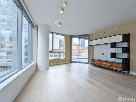 Welcome home to this exquisite upper floor corner Plaza Residence at Lumina. One of the most desirable & rarely available floor plans in this 8-story-mid-rise building, unit 7G is a generously-proportioned 2BR/2BA floor plan with outstanding separati...