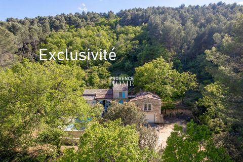 Provence Home, l’agence immobilière du Luberon, vous propose à la vente, une maison de à rénover, d’environ 130m2, pleine de charme, au cœur de la nature, à Oppède. La maison est entourée d'un vaste terrain forestier d'environ 1 hectare avec piscine....