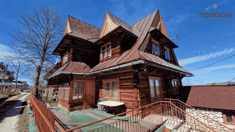 The object of sale is a wooden house in a highlander style. The building is located at Hrube Wyżne Street in Zakopane. The location of the house will meet the requirements of people who are looking for a unique place with a unique atmosphere. The are...