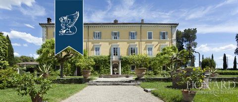 Historical 17th century villa for sale in Umbria in the proximity of Perugia. Internal surface of above 1000 sqm and is developed over 4 floors. The enchanting facade of the property overloooks a beautifully kept garden where hedges, lemon trees, ros...