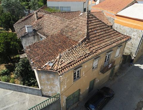 Kabeljau 7069 Bauernhof mit 5 Schlafzimmern zum Erholen mit 400m² Grundfläche, Untergeschoss aus Granit Garage für 2 Autos, Speichert zur Lagerung. Traditioneller Brotbackofen Weinpresse aus Granit Terrasse mit Gehegen. Anbaufläche mit 6400m², Mit Ol...