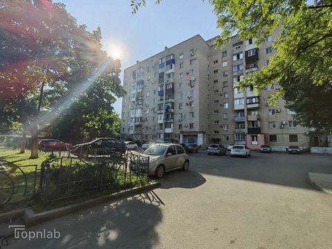 Арт. 90883792 Эксклюзивное предложение! Квартира в центральной локации города! Планировка: Светлые изолированные комнаты, большая кухня, с/у, застеклённый балкон. Сделан ремонт. Все социально важные объекты в шаговой доступности. Благоустроенная детс...