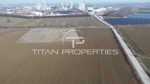 Titan Properties presents to your attention a plot of land in the town of Varna. Puppet. The plot that is offered has an area of 5408 sq.m. and has 130 m. face on a main road. Its characteristics are as follows: type of ownership - private, type of t...