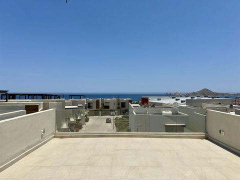 WE LISTEN TO OFFERS Seller motivated House for sale at Vista Vela I. Turnkey Premium location great amenities enjoy spectacular sunrises and sunset views from your rooftop. Main level entry living room kitchen and dinning area with 3 large bedrooms a...