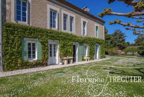 Once a hunting lodge built of ashlar in 1830, this magnificent manor house embodies the charm and character of prestigious 19th-century residences. It lies between the Arcachon Basin and Bordeaux, just 15 minutes from La Brède. Nature lovers, don't h...